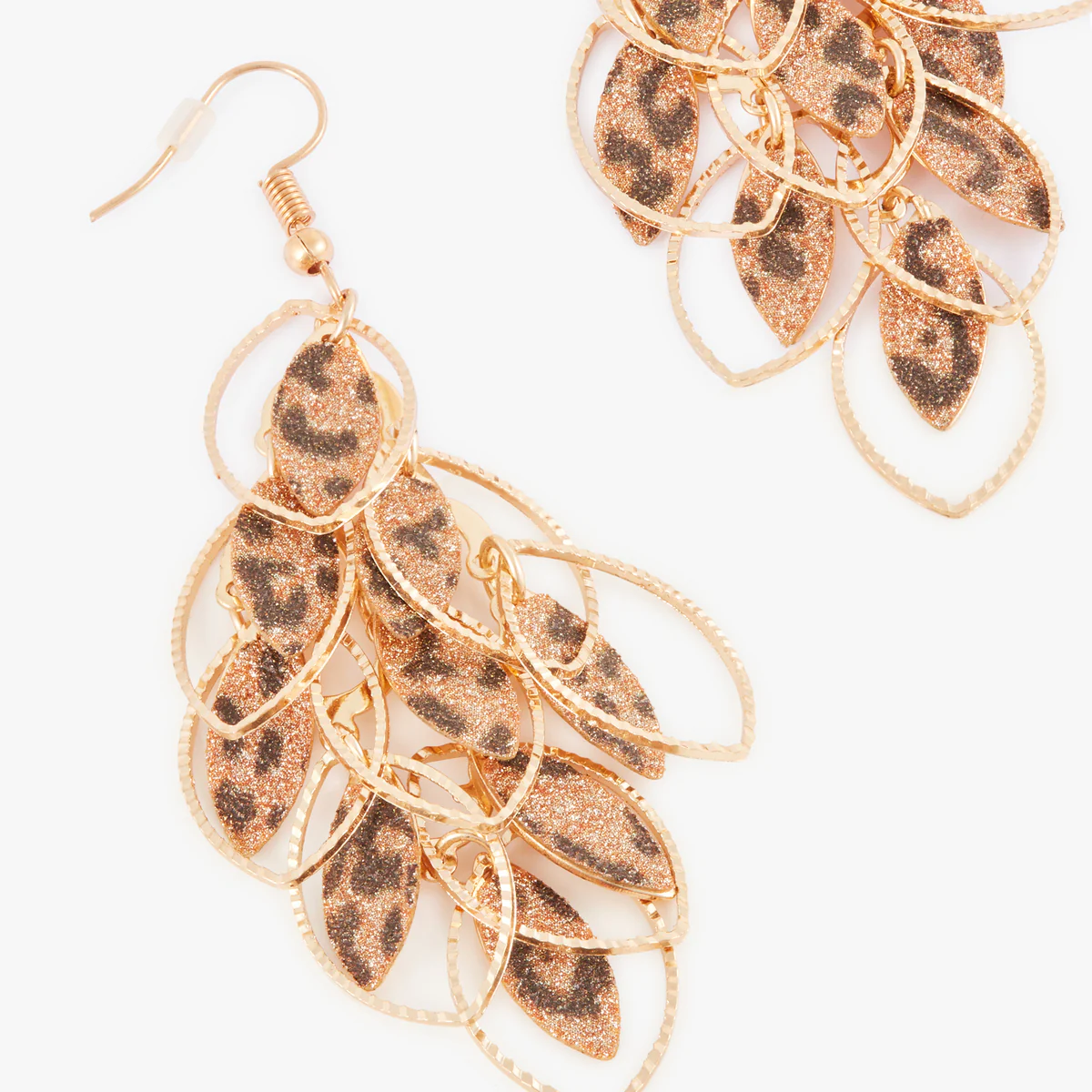 Boucles d'oreilles cascade à paillettes - Image 2