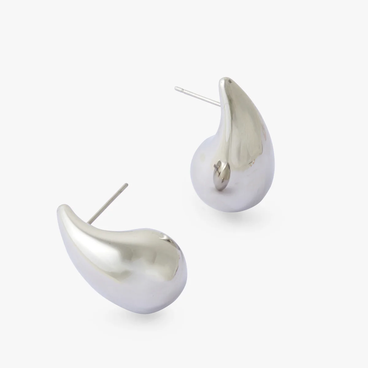Boucles d'oreilles gouttes argentées Acier - Image 2